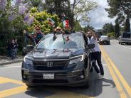 Vice Mayor Lopez with a group in the parade - Cinco 2023